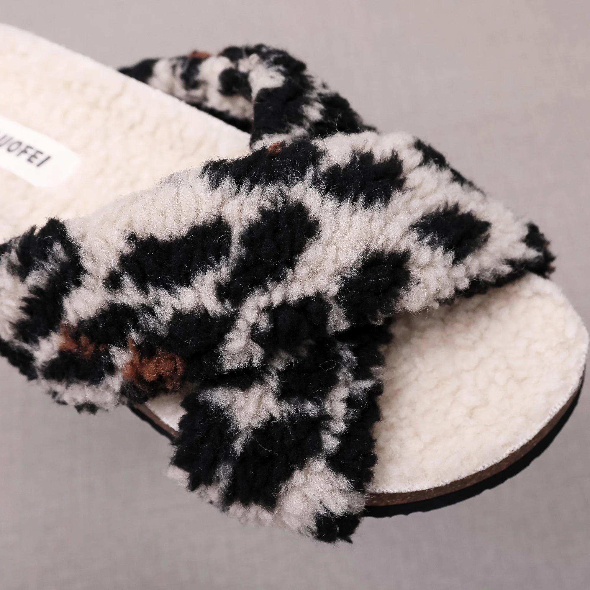Maibulun | Leopard Criss-Cross Fleece Slipper - Brown - Image 7