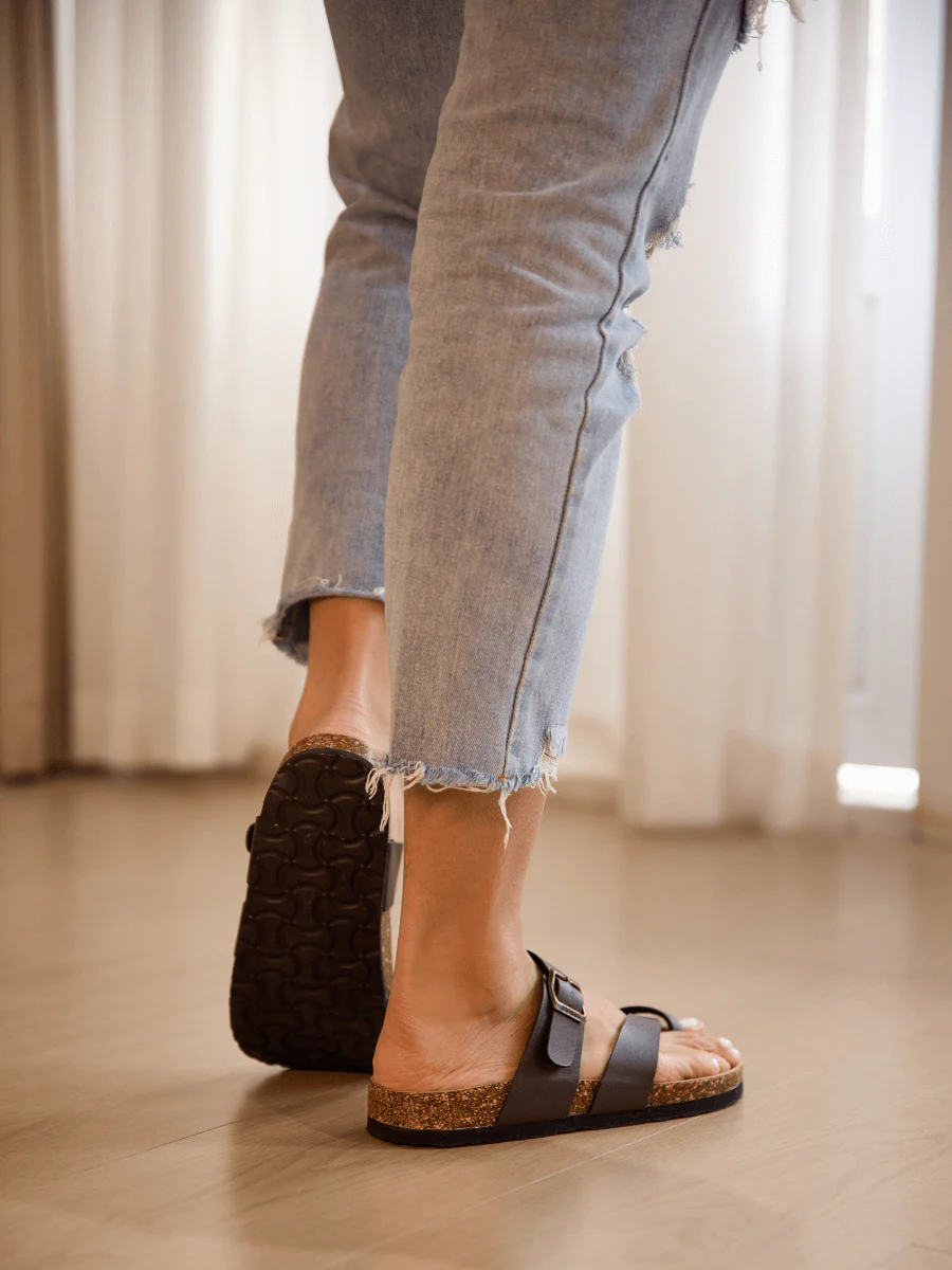 Maibulun | Criss Cross Thong Toe Footbed Sandal - Brown - Image 3