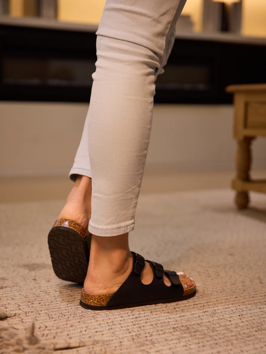 Maibulun | Deidra Tri-Strap Footbed Sandal - Black - Image 3