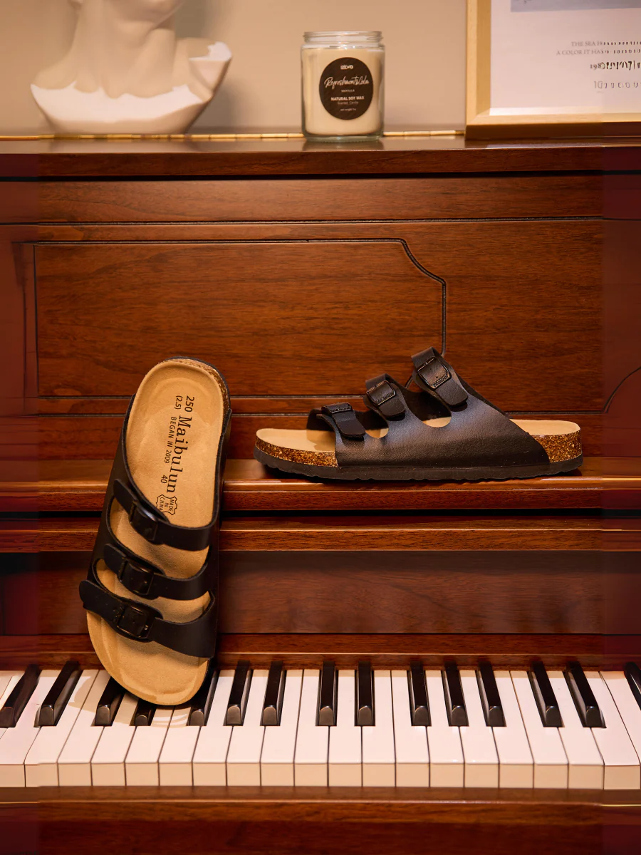 Maibulun | Deidra Tri-Strap Footbed Sandal - Black - Image 7