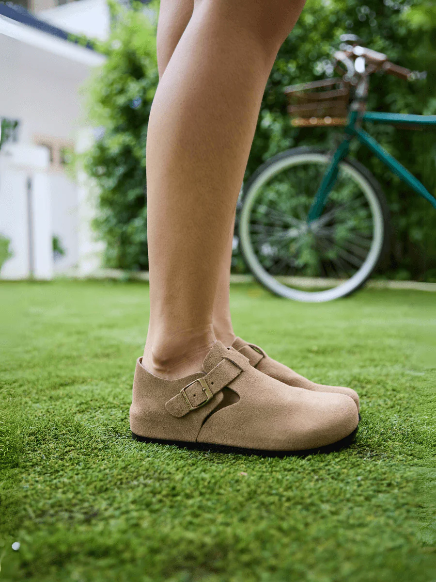 MAIBULUN | Seashore Suede Clog Loafer - Khaki - Image 2