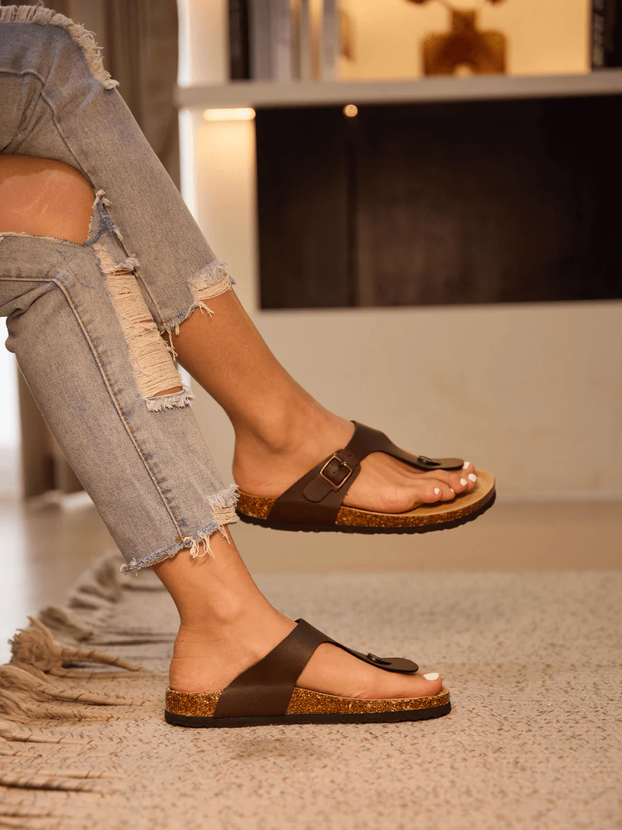 Maibulun | T-Strap Footbed Sandal - Brown - Image 3