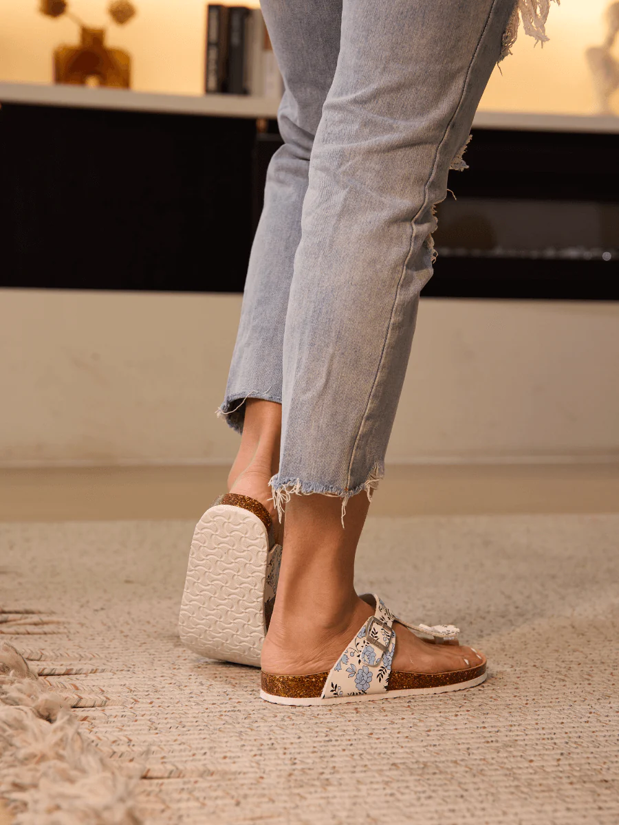 Maibulun | T-Strap Footbed Sandal - Floral - Image 4