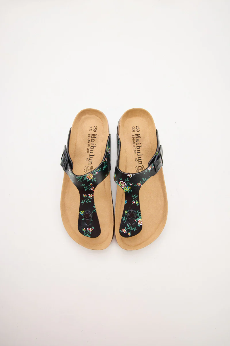 Maibulun | T-Strap Footbed Sandal - Rose - Image 7