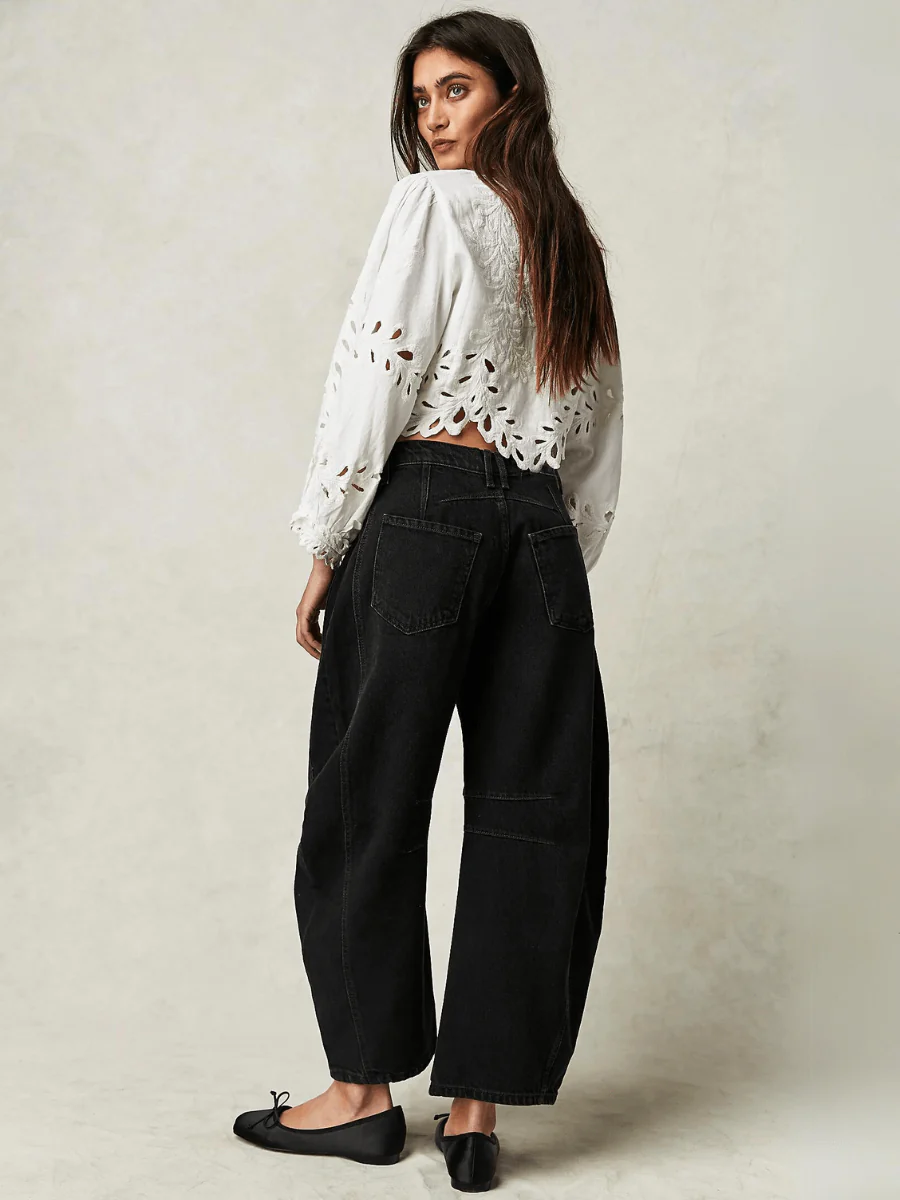 Merissa Mid Waisted Wide Leg Jeans - Black - Image 3