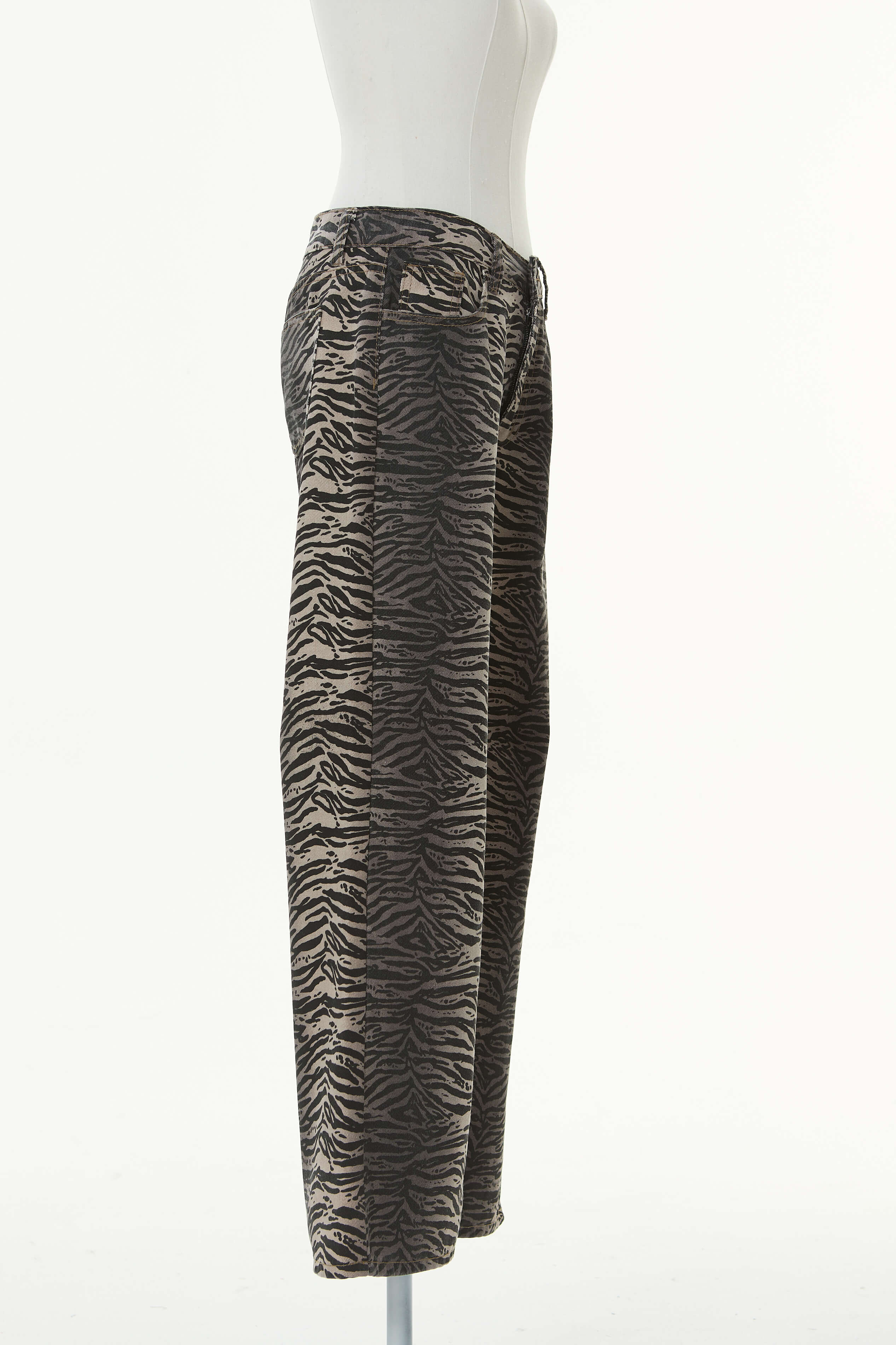 Moment In Y2K Zebra Print Flare Jeans - Image 8