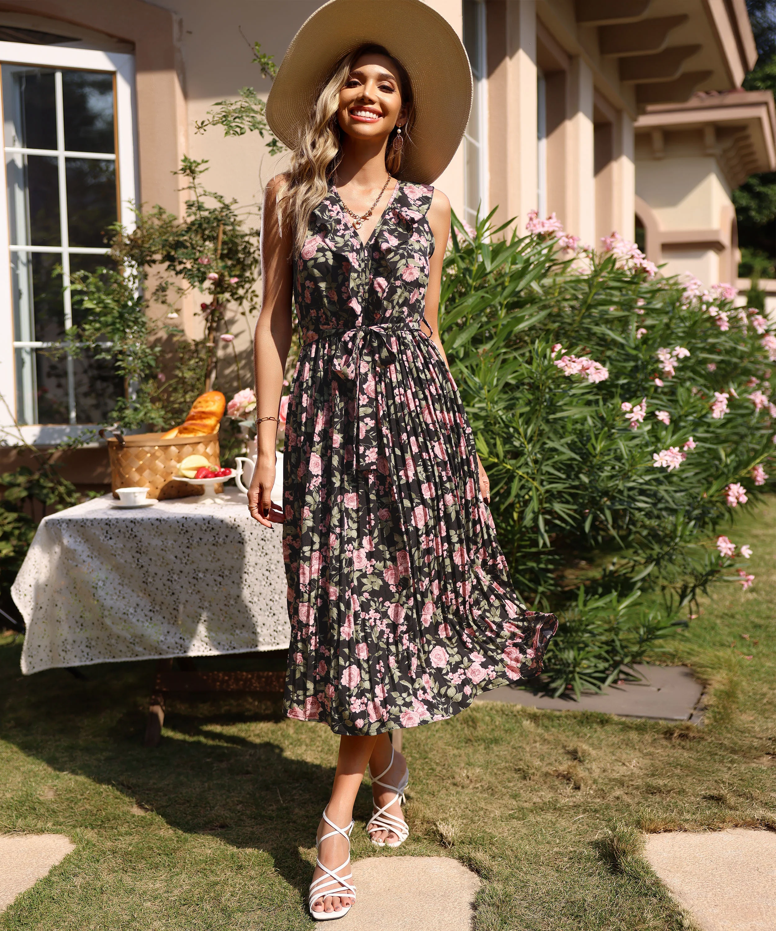 NICOLENE MAXI DRESS - BLACK PRINT - Image 4