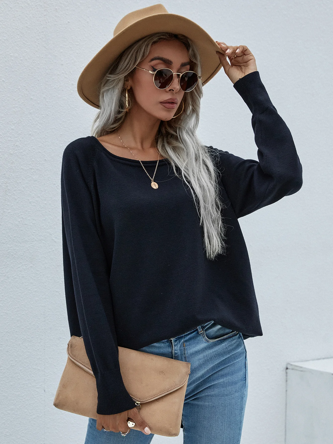 OVERSIZED COLLARED DOWN KNIT SWEATER - BLACK - Image 4