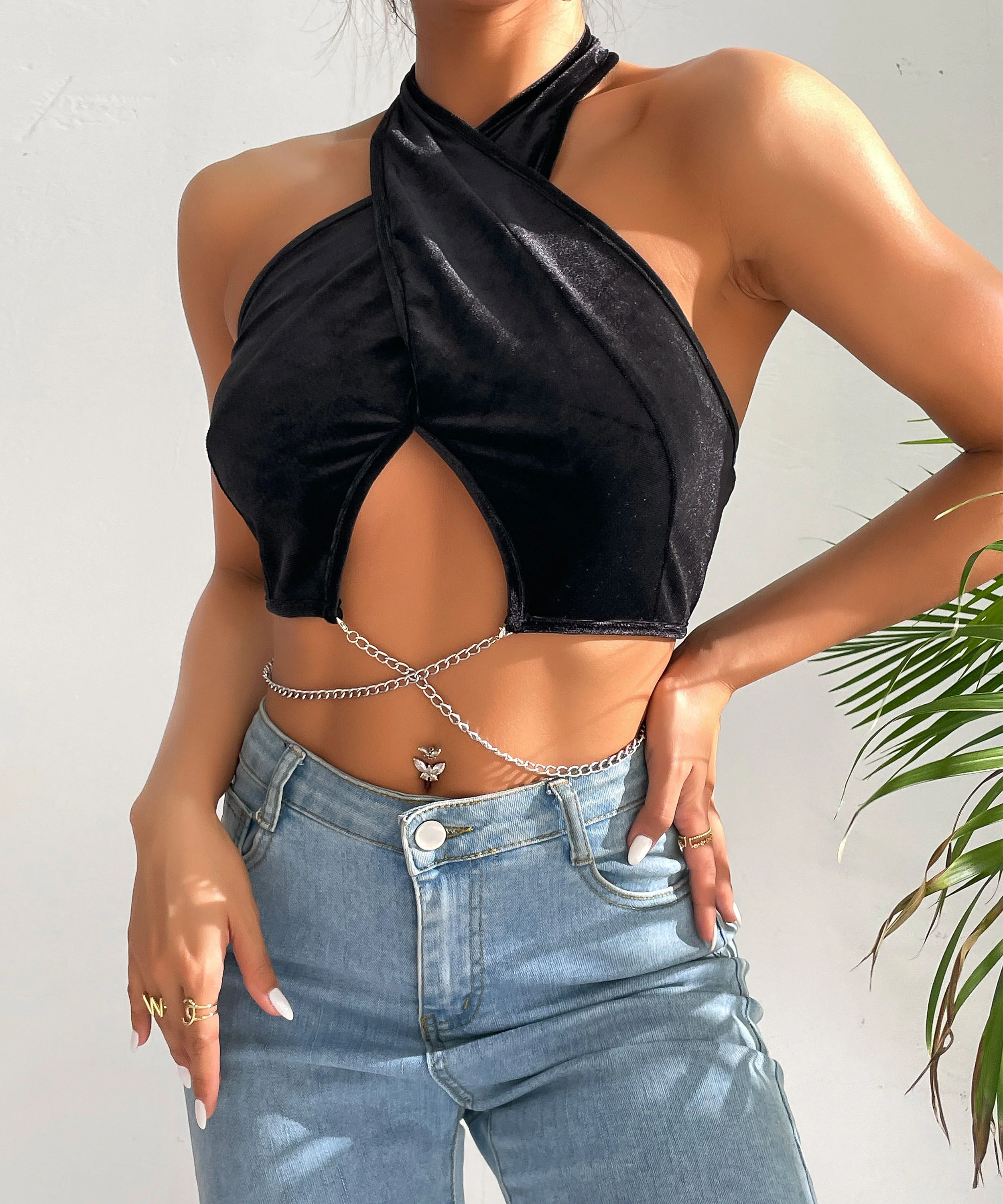 PAIGE VELVET CROP TOP - BLACK - Image 6