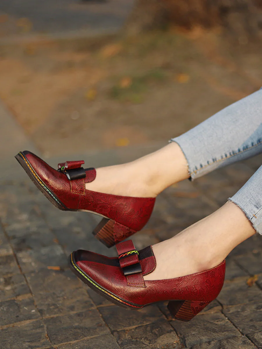 SOFFIA | Rainbow Stitch Bow Floral Embossed Leather Pump - Image 4