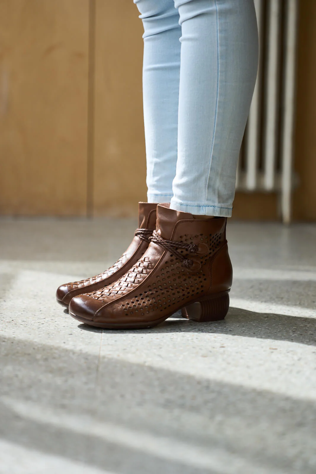 Rumour Has It | Boho Breeze Leather Ankle Boot - brown - Image 2