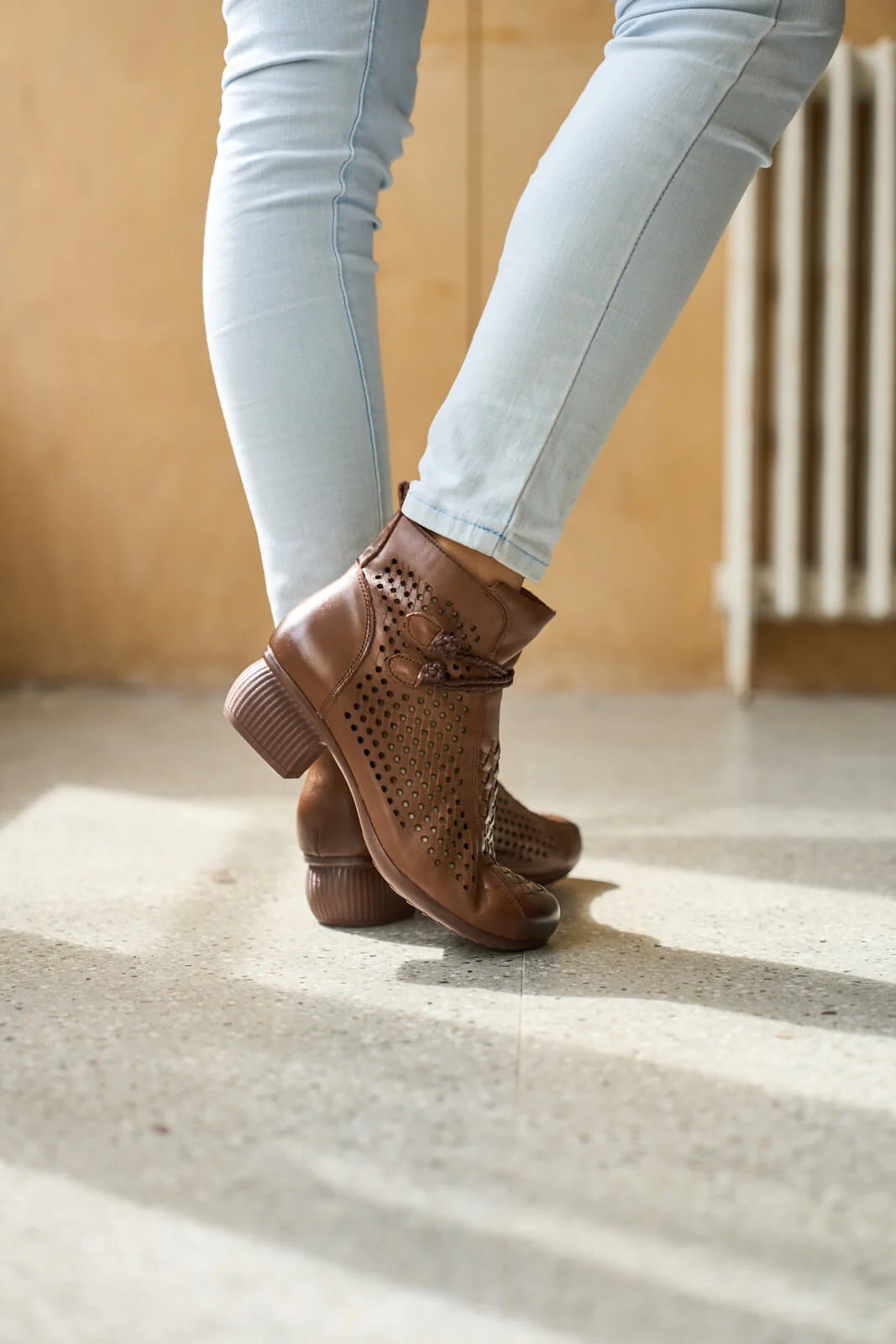 Rumour Has It | Boho Breeze Leather Ankle Boot - brown - Image 6