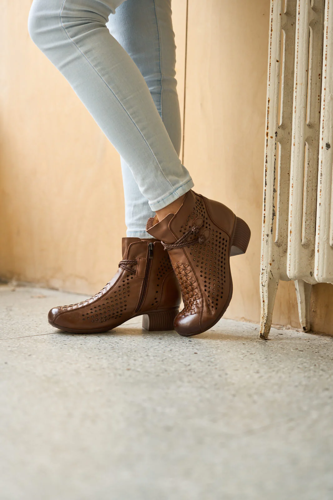 Rumour Has It | Boho Breeze Leather Ankle Boot - brown - Image 8