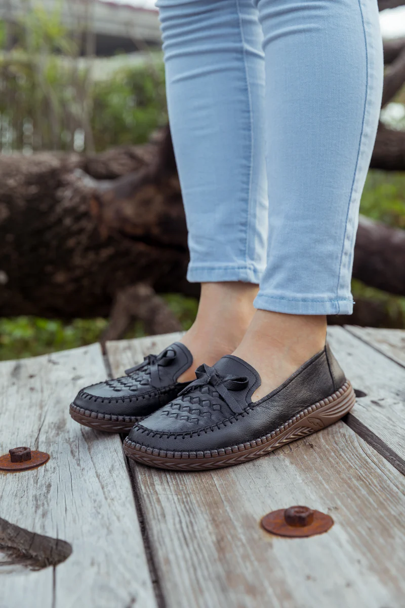 RUMOUR HAS IT| BRAIDED UPPER LEATHER LOAFER - BLACK - Image 7