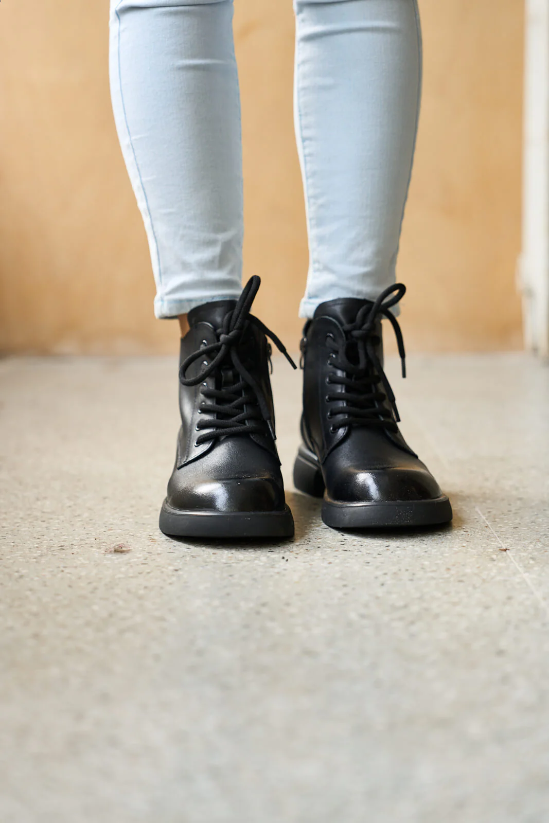 Rumour Has It | Brycen II Leather Combat Boot - black - Image 3