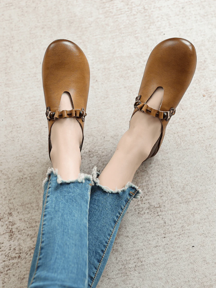 RUMOUR HAS IT| CROSS RUFFLE STRAP LEATHER SANDAL - Image 3