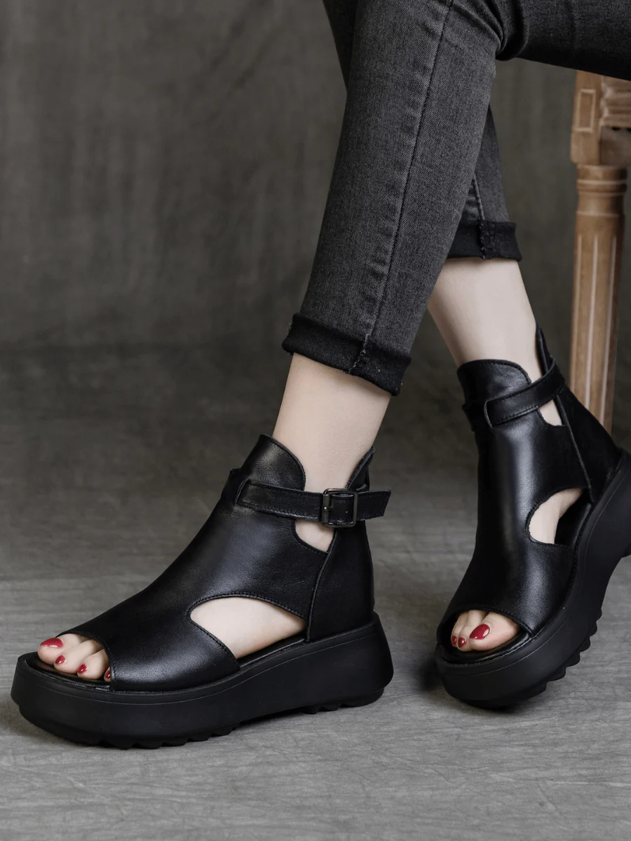 RUMOUR HAS IT | CUT-OUT PLATFORM PEEP TOE SANDAL - BLACK - Image 3