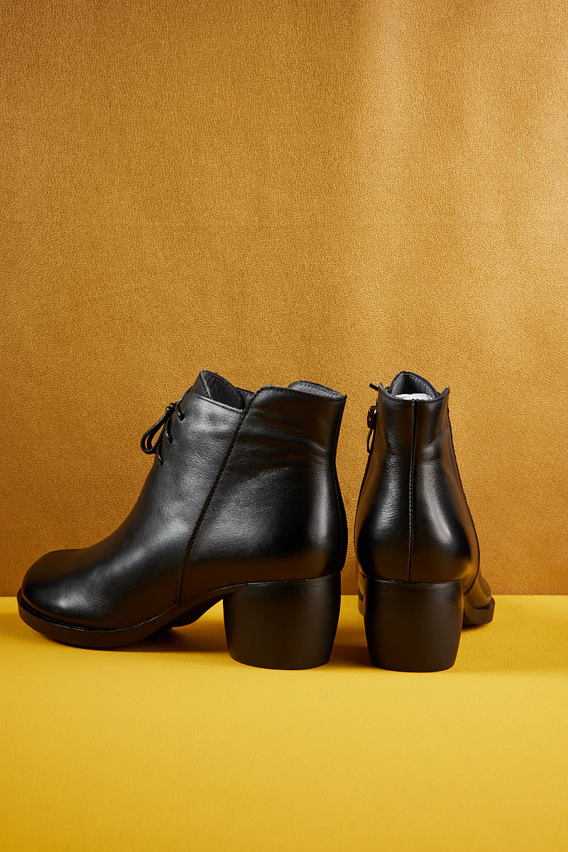 Rumour Has It | Cypress Leather Ankle Boot - Black - Image 11