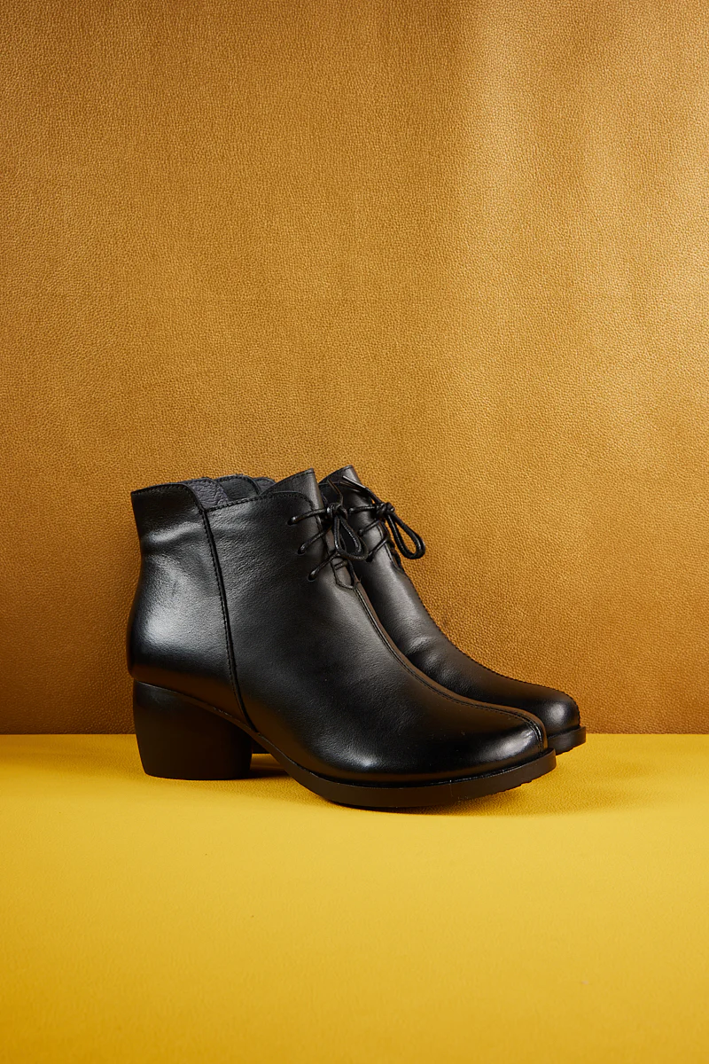 Rumour Has It | Cypress Leather Ankle Boot - Black - Image 8