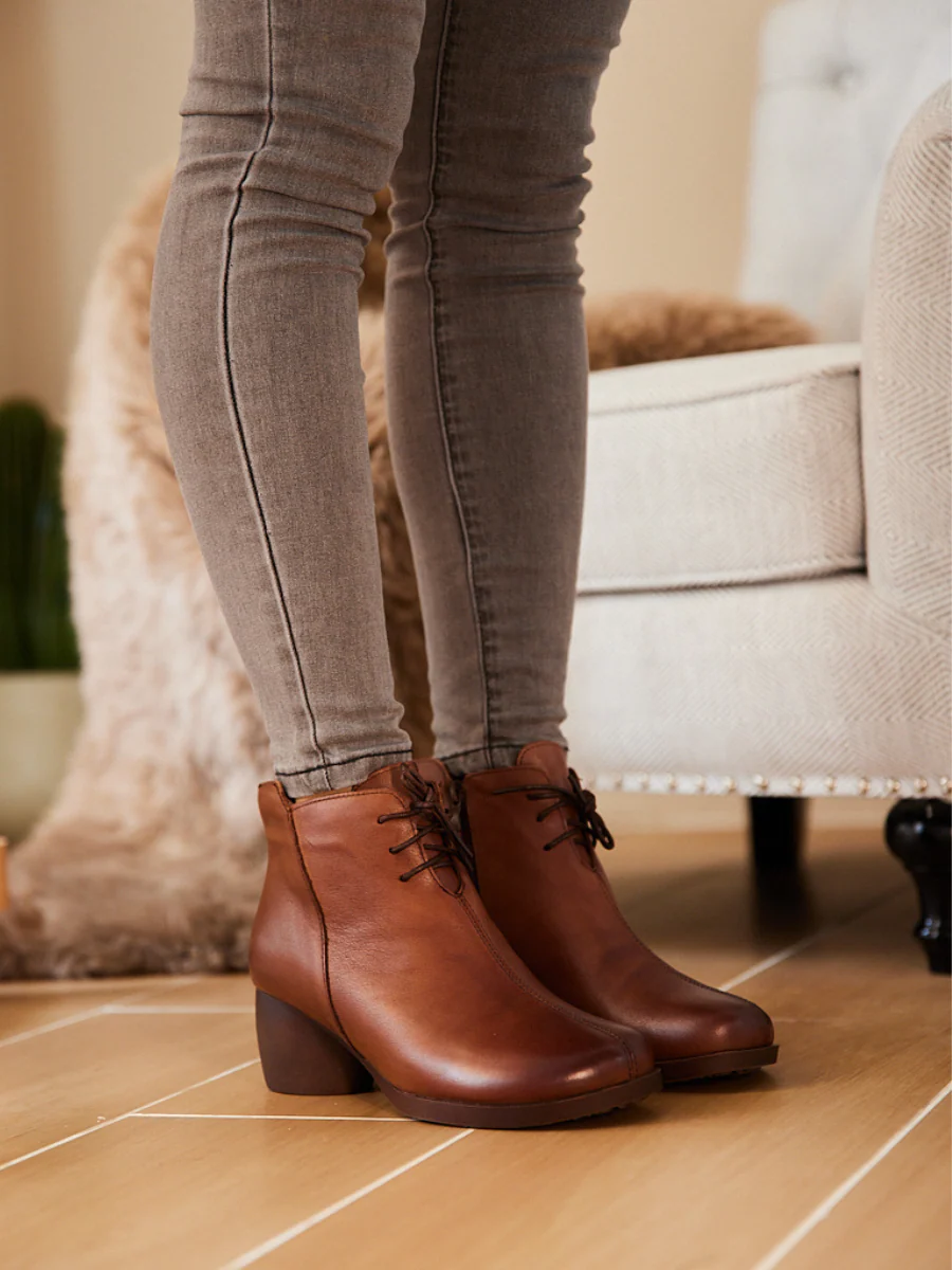 Rumour Has It | Cypress Leather Ankle Boot - Brown