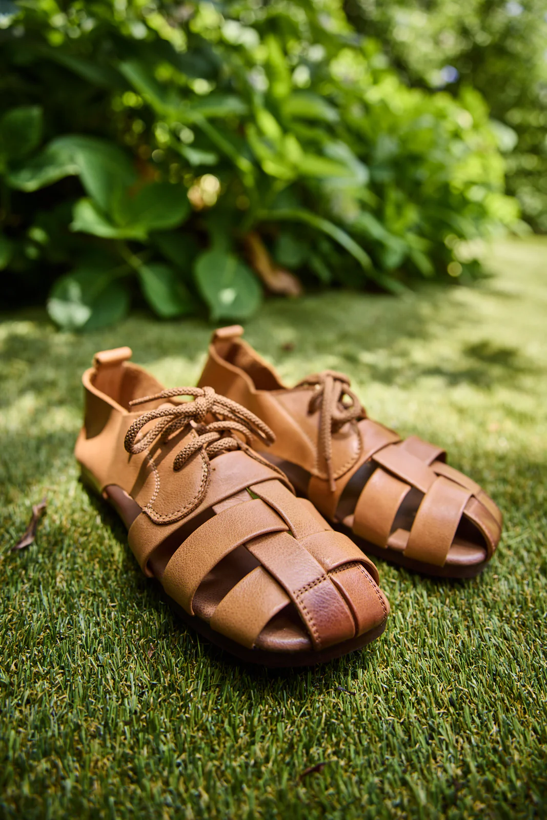 Rumour Has It | Daybreaker Leather Woven Sandal - Tan - Image 7