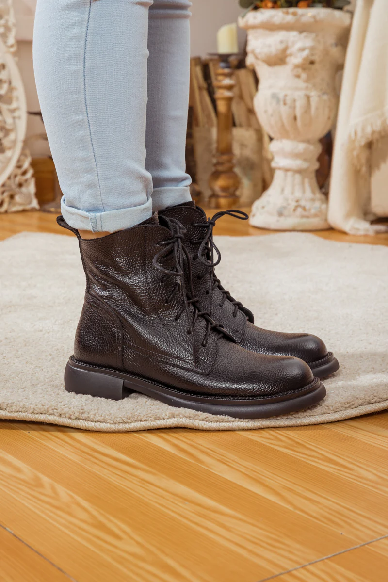 Rumour Has It | Easton Leather Combat Boots - Black - Image 3