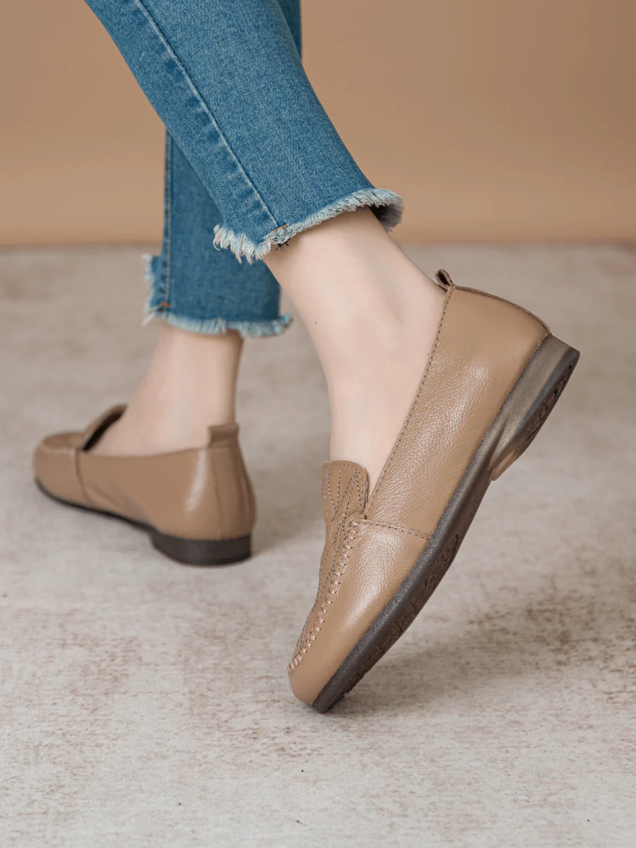 RUMOUR HAS IT| GEOMETRY STITCHING UPPER LEATHER LOAFER - TAN - Image 6