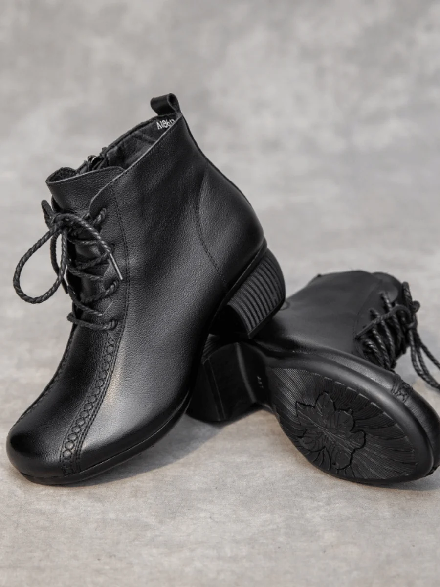 RUMOUR HAS IT | LACE-UP LEATHER ANKLE BOOTS - BLACK - Image 3