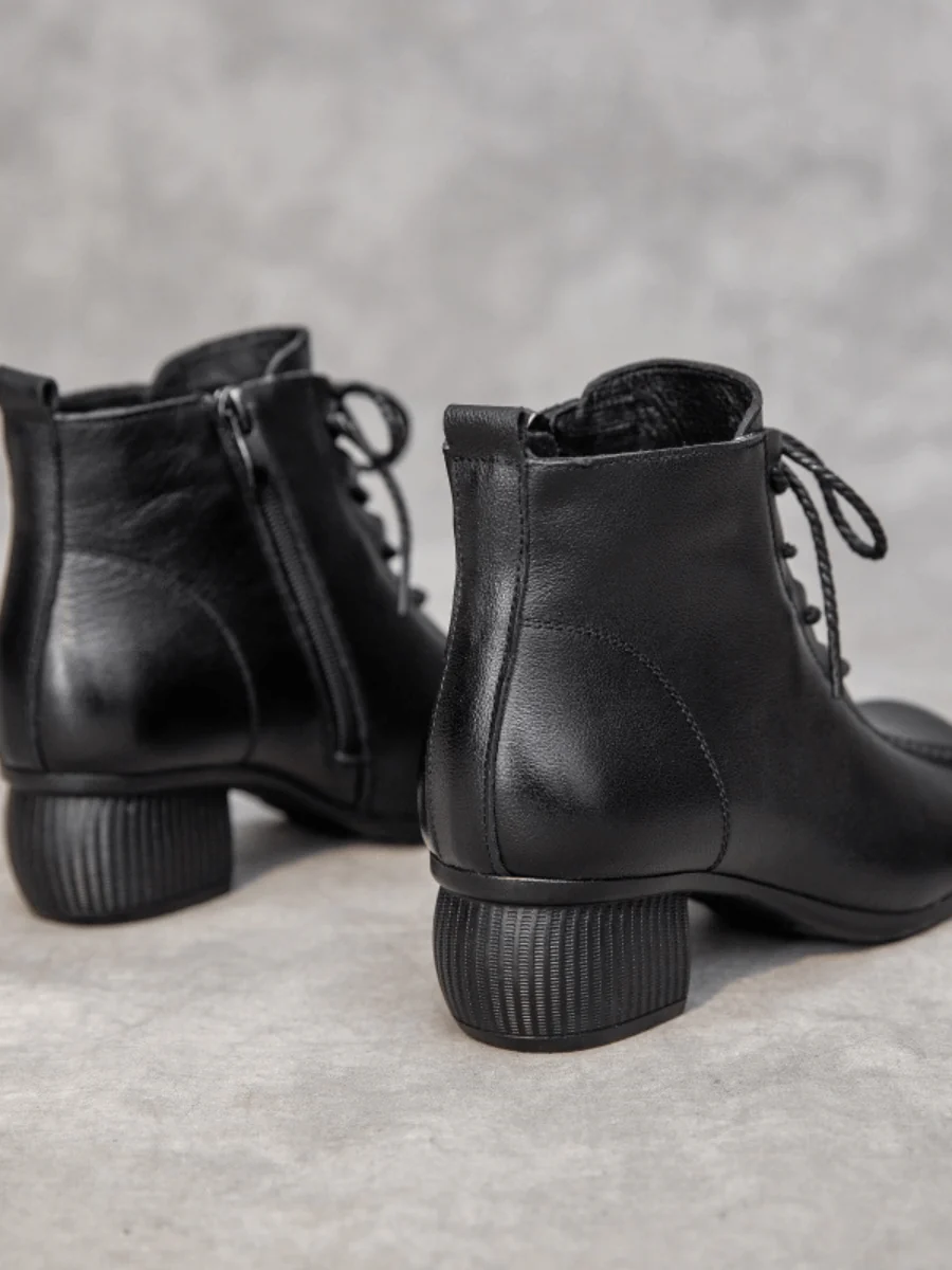 RUMOUR HAS IT | LACE-UP LEATHER ANKLE BOOTS - BLACK - Image 4