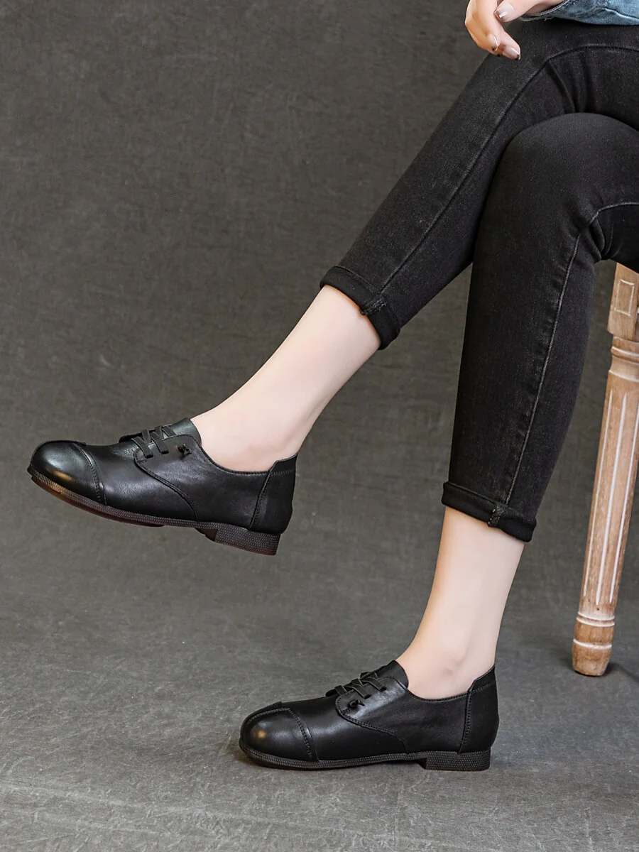 Rumour Has It | Marlah Patch Upper Leather Loafer - black - Image 6