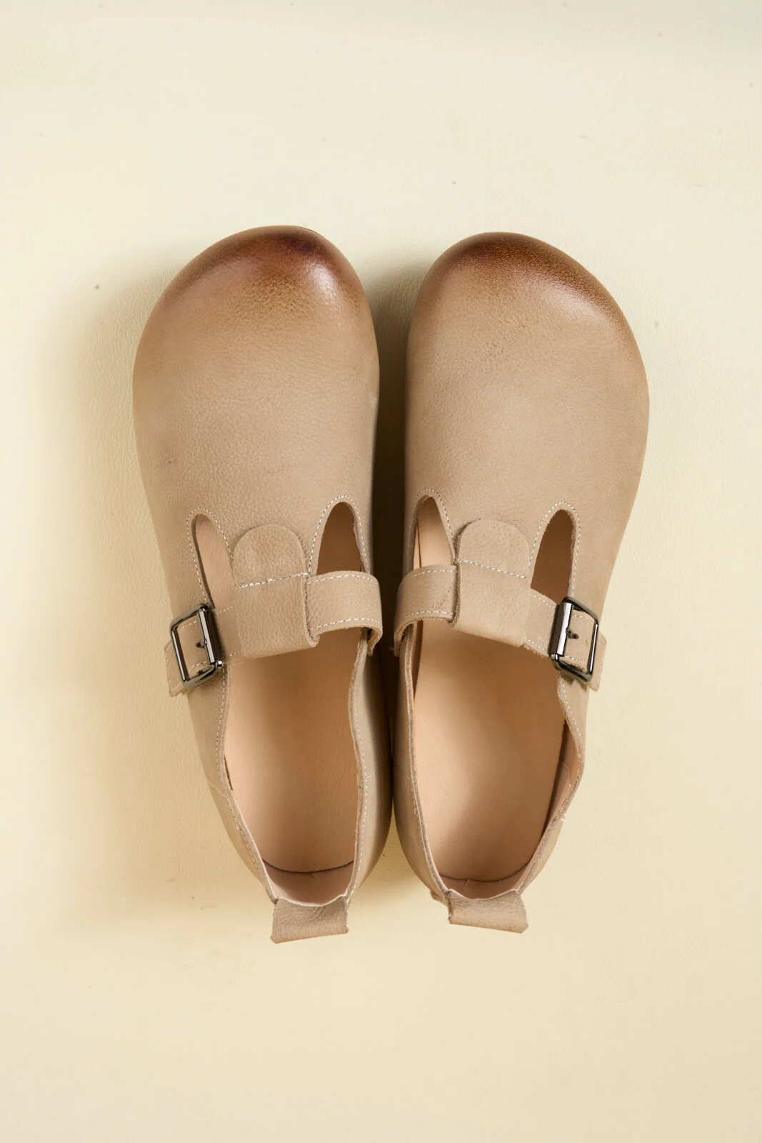 Rumour Has It | Marley Leather Clog - khaki - Image 14