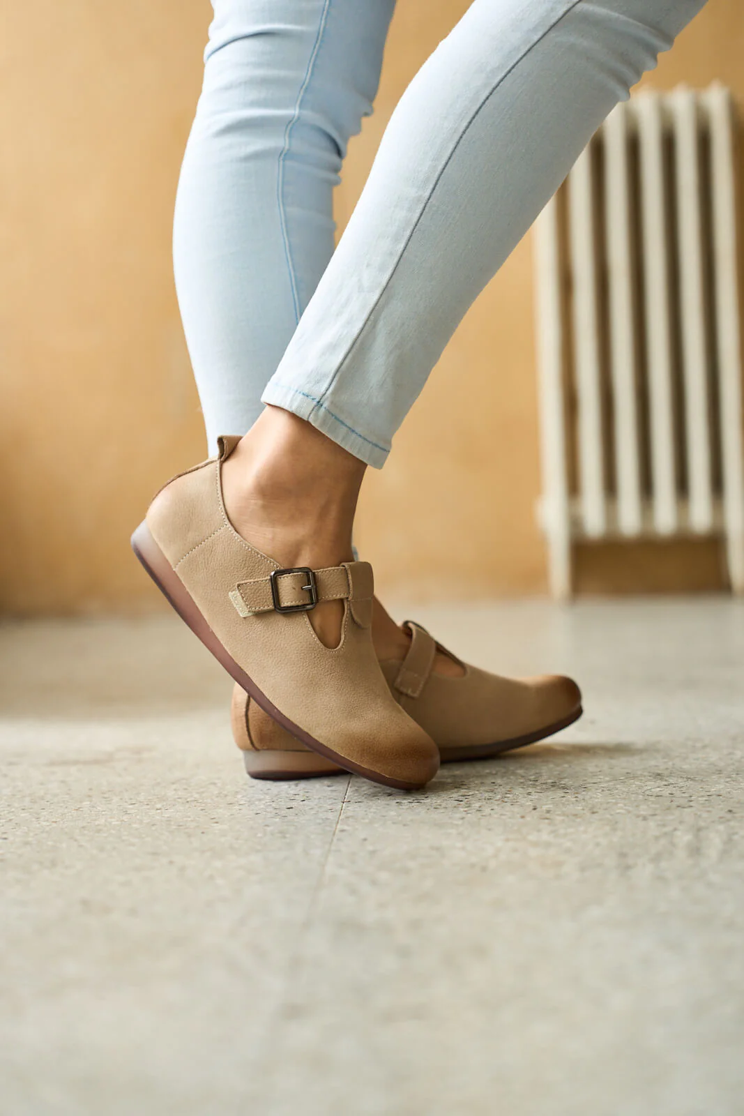 Rumour Has It | Marley Leather Clog - khaki - Image 6