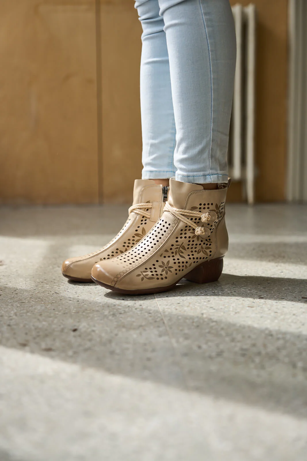 Rumour Has It | Mirina Perforated Leather Ankle Boot - cream - Image 3