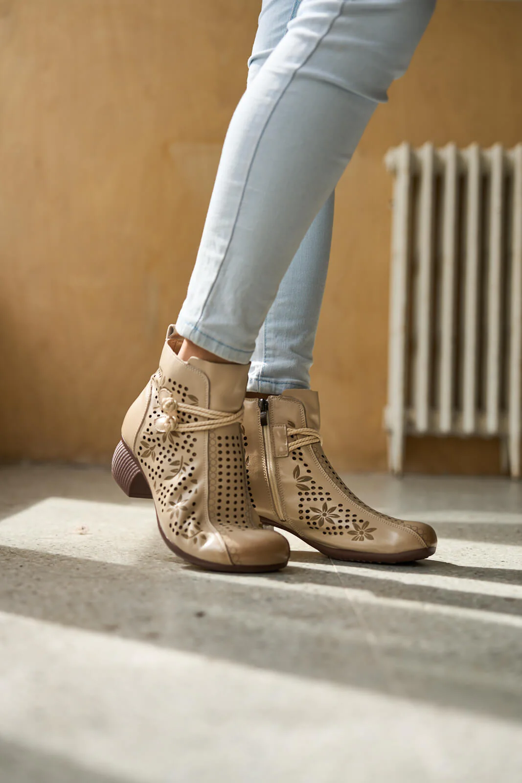 Rumour Has It | Mirina Perforated Leather Ankle Boot - cream - Image 6