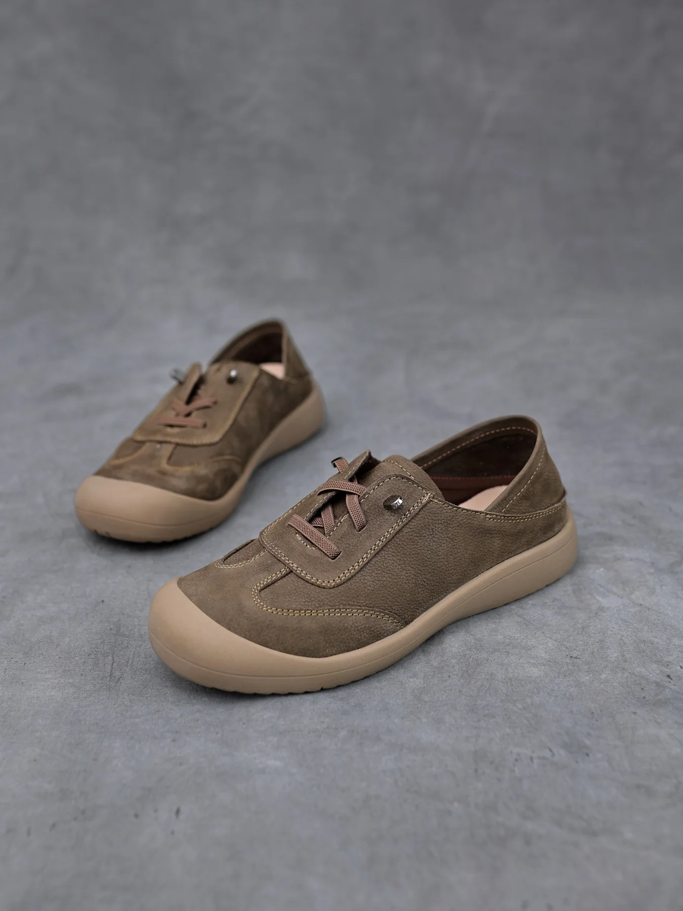 Rumour Has It | Nella Contrast Leather Casual Sneaker - olive - Image 3