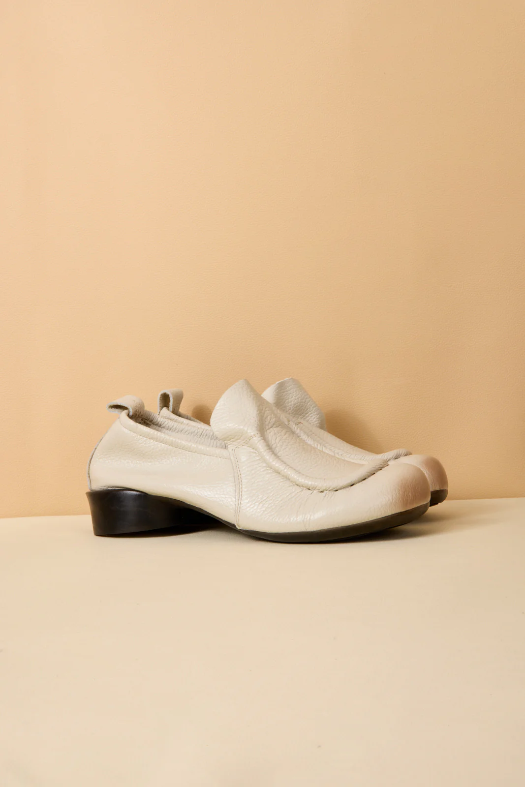 Rumour Has It | Nolita Leather Loafer - Cream - Image 8