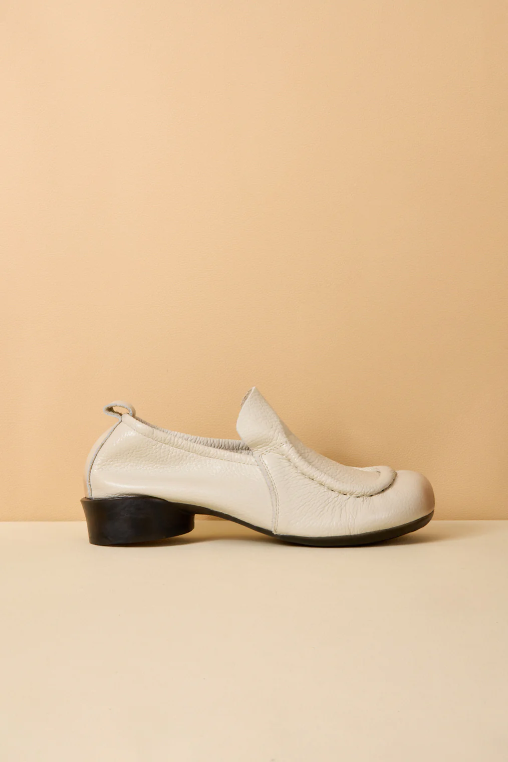 Rumour Has It | Nolita Leather Loafer - Cream - Image 9