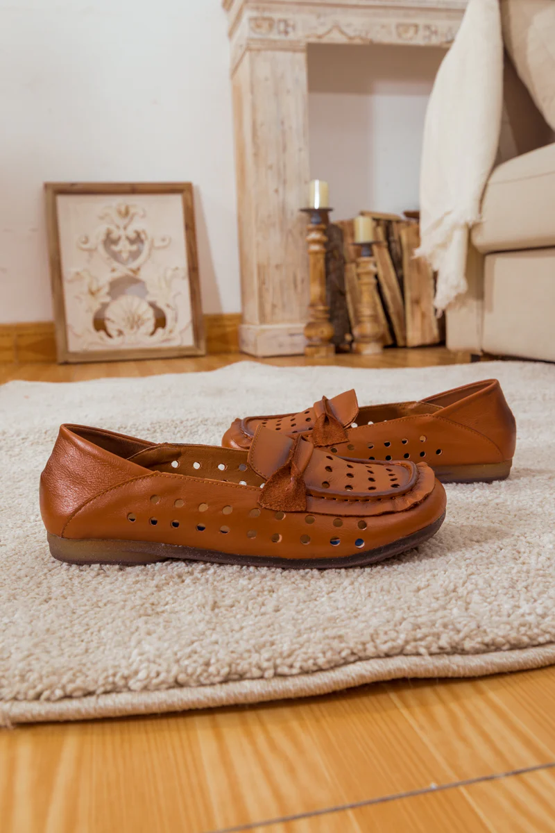 RUMOUR HAS IT| PERFORATED LEATHER LOAFER - BROWN - Image 7