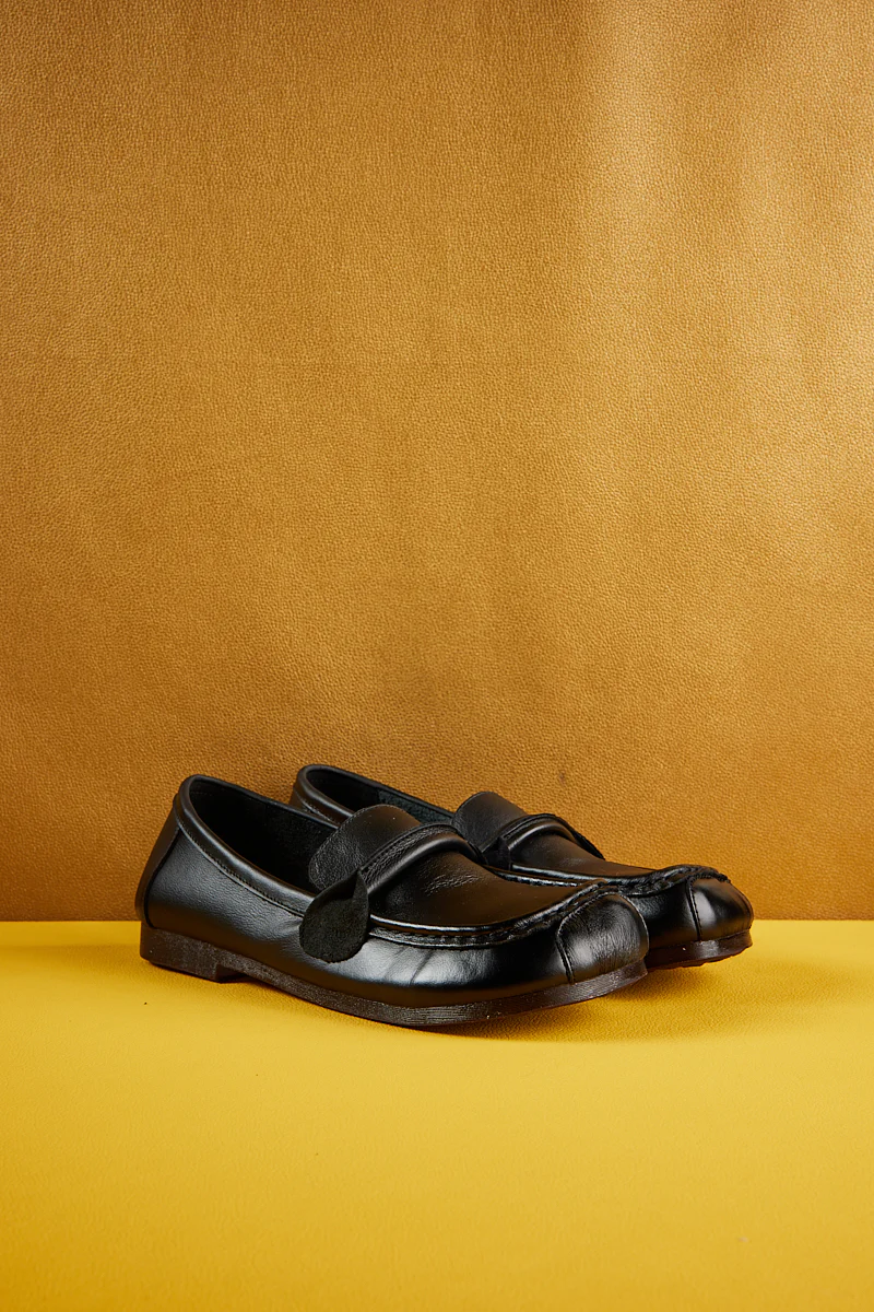 Rumour Has It | Serious Leisure Leather Loafer - Black - Image 8