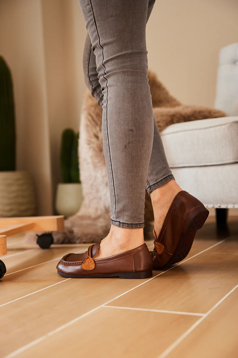 Rumour Has It | Serious Leisure Leather Loafer - Brown - Image 5