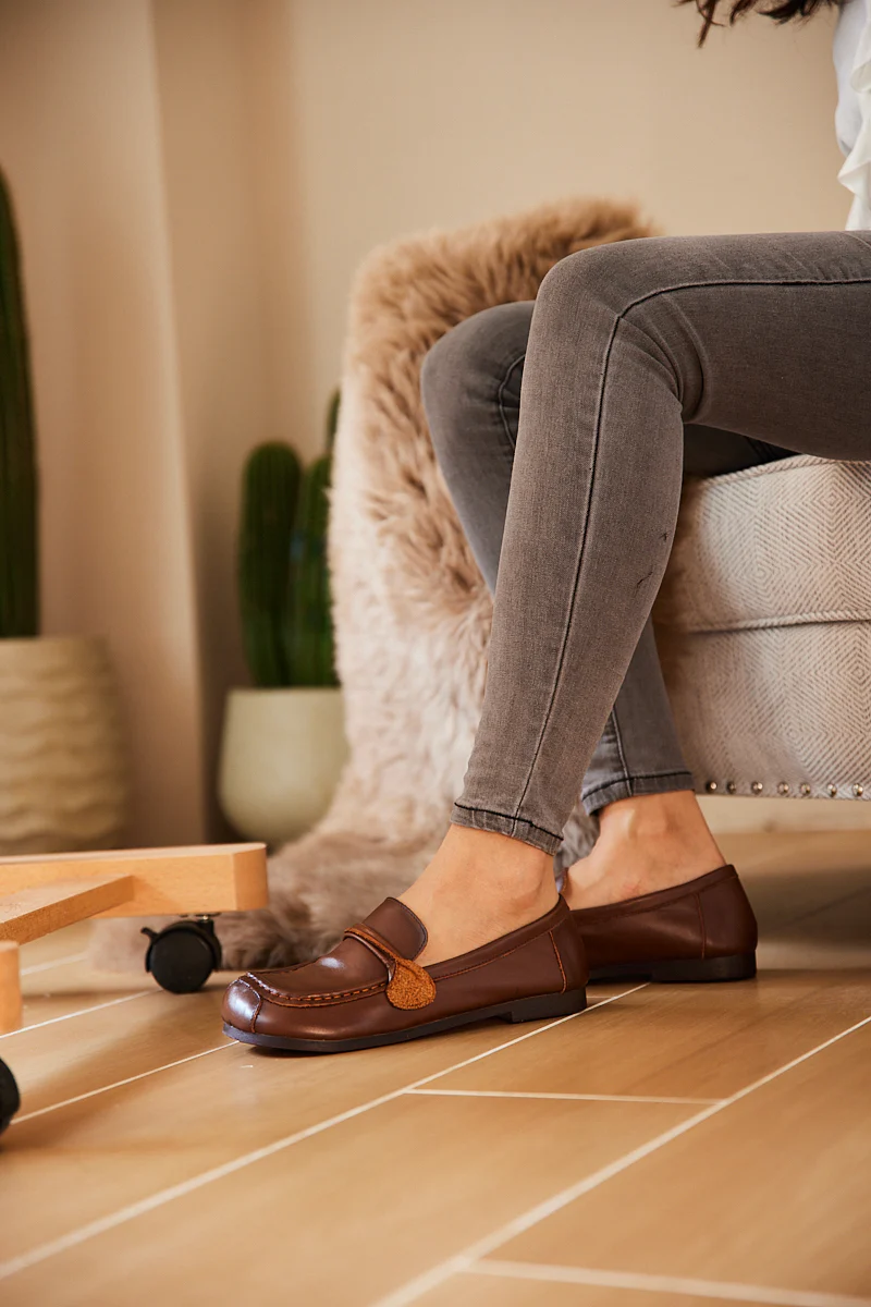 Rumour Has It | Serious Leisure Leather Loafer - Brown - Image 6