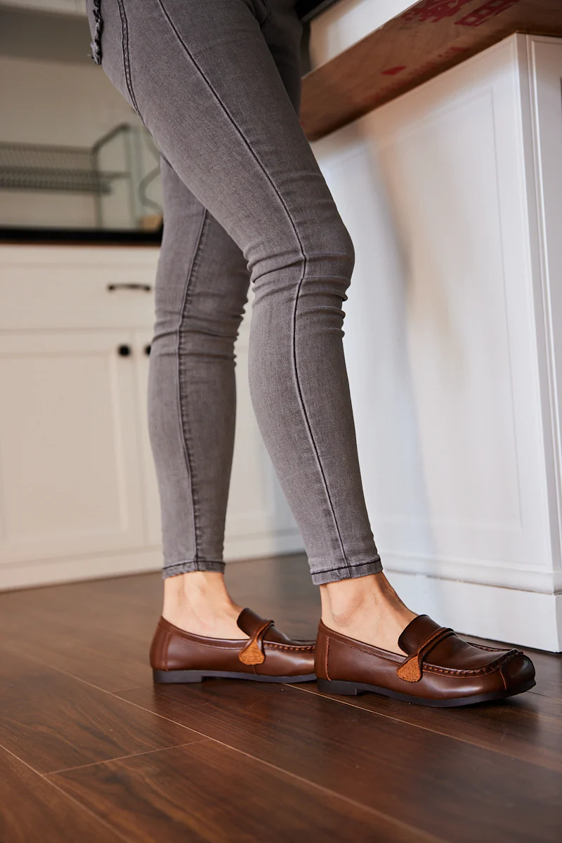 Rumour Has It | Serious Leisure Leather Loafer - Brown - Image 7