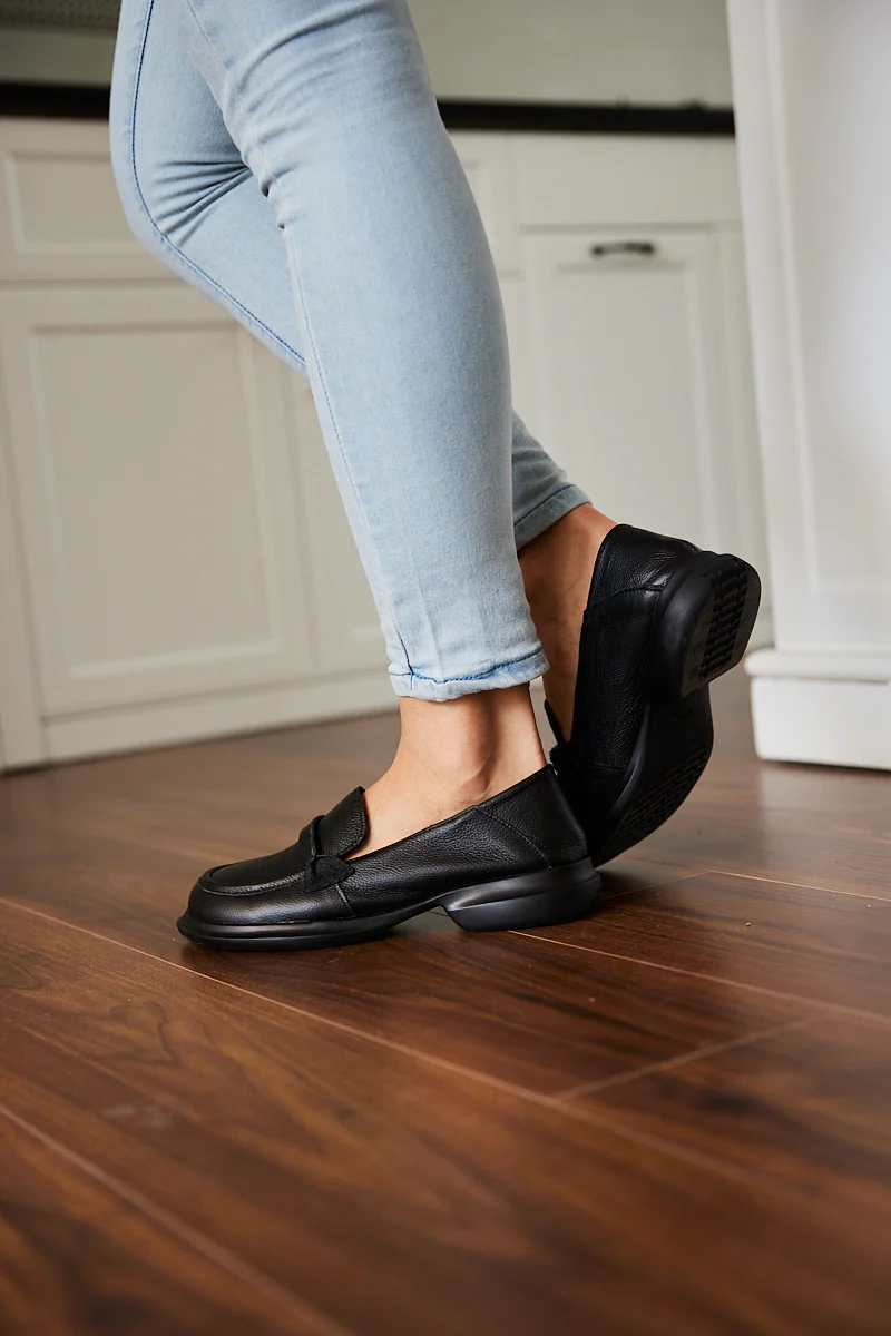 Rumour Has It | Simple Your Way Leather Loafer - Black - Image 5