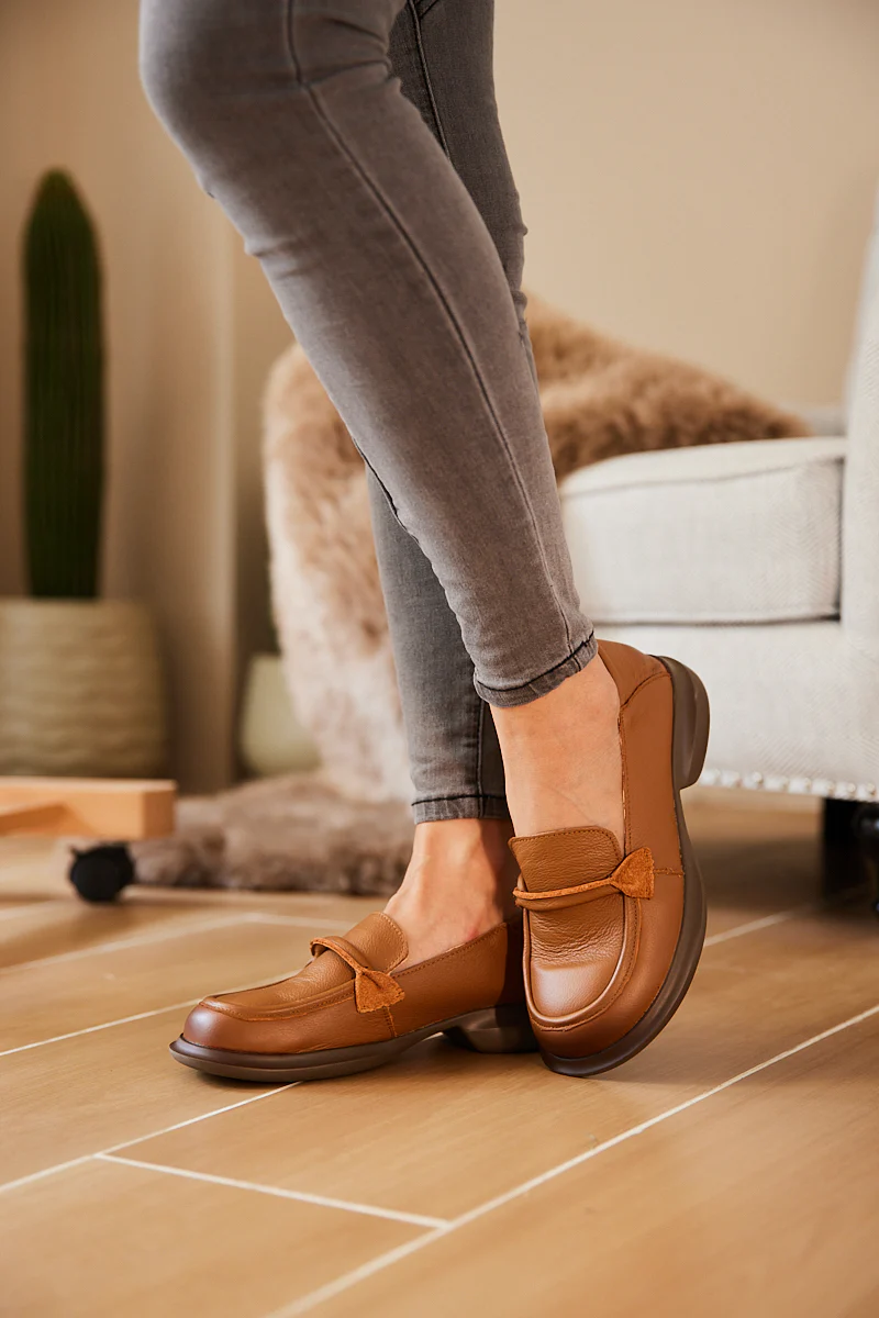 Rumour Has It | Simple Your Way Leather Loafer - Brown - Image 2