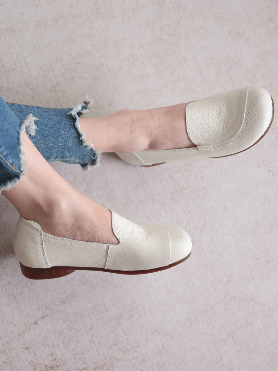 RUMOUR HAS IT| STITCHING HEADER LEATHER LOAFER - CREAM - Image 4