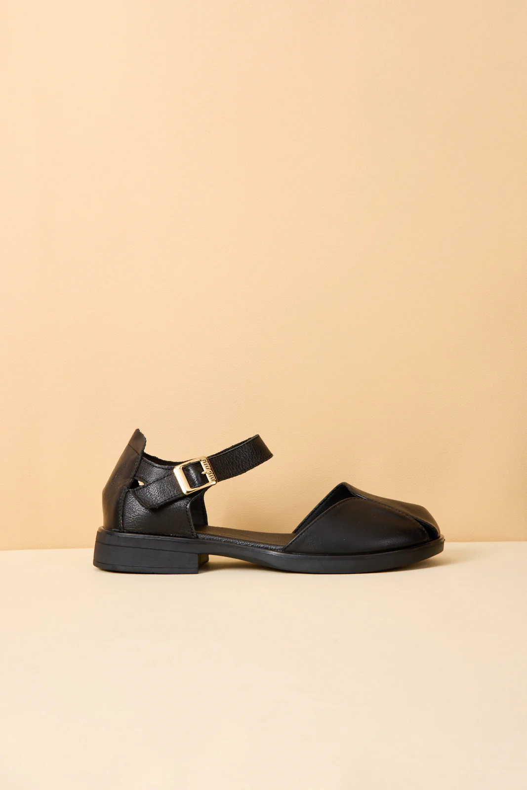 Rumour Has It | Tatum Leather Flat Sandal - Black - Image 9