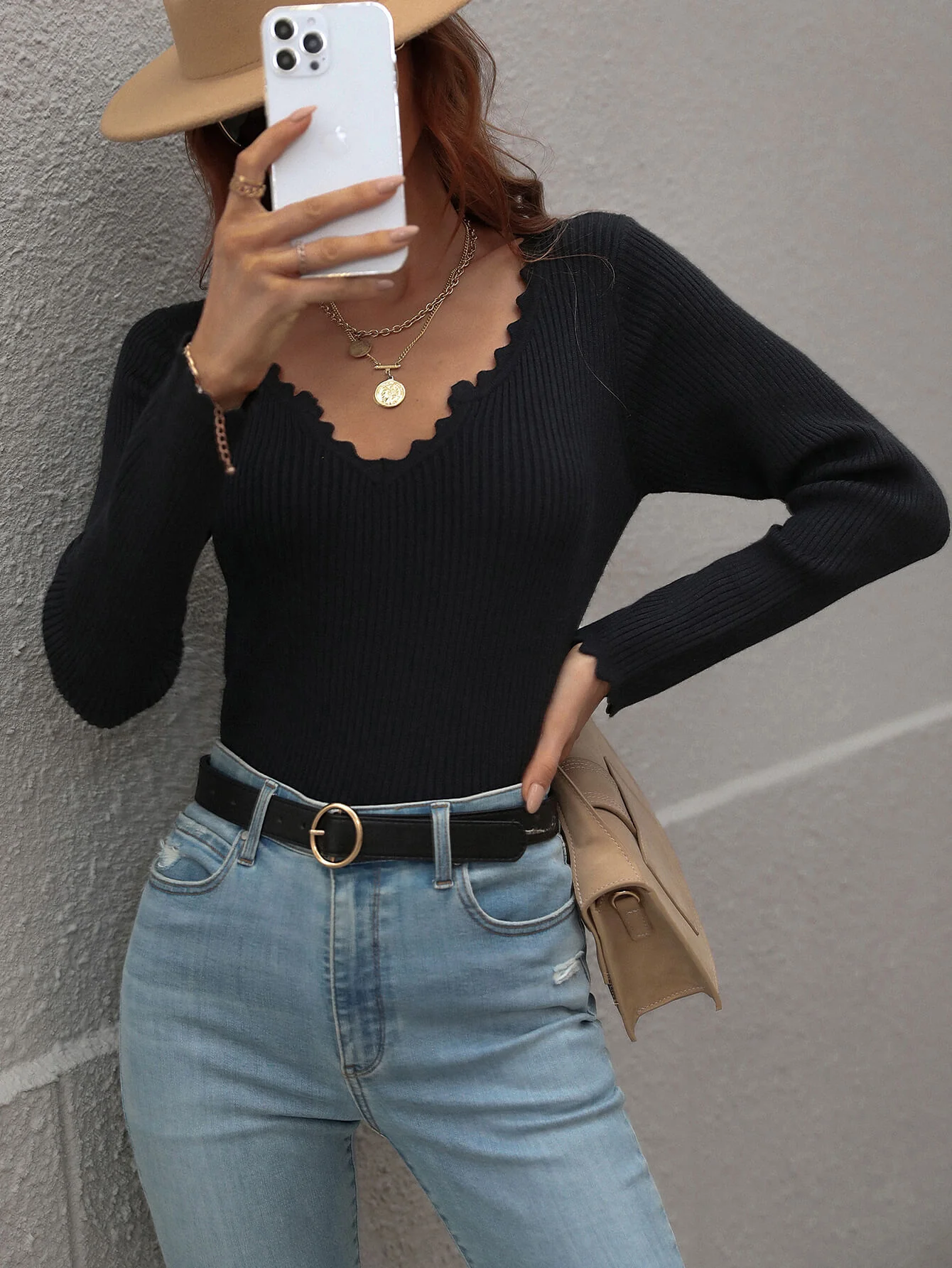 SCALLOP KNIT TOP - BLACK - Image 5