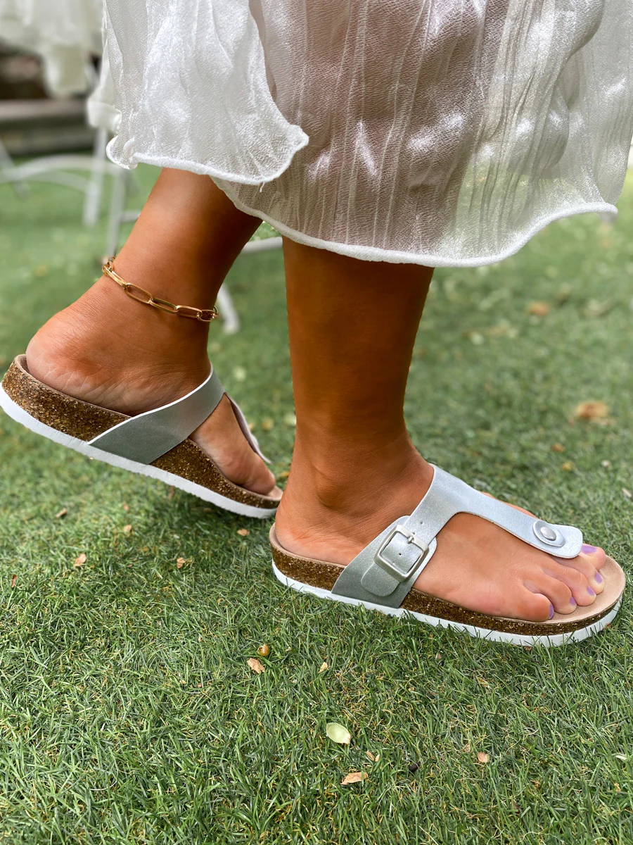 Signature T-Strap Sandals -MAIBULUN - Image 15