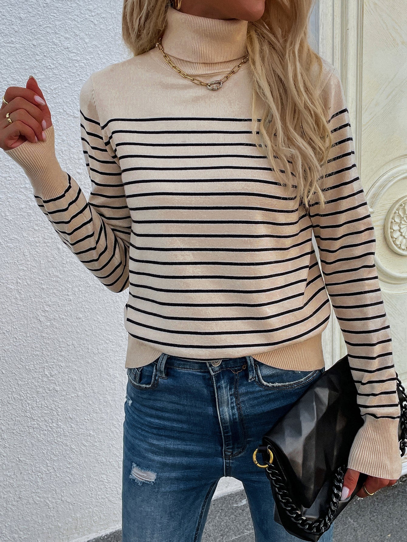 Smaibulun | Beige Stripe Turtleneck Knit Top - Image 4