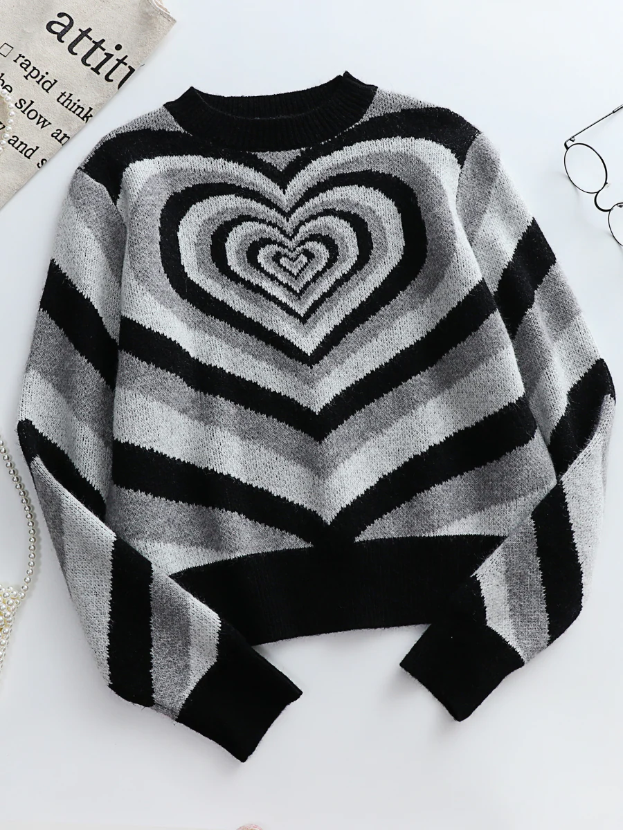 Smaibulun | Black Grey Heart Ring Knit Top - Image 4